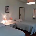Le Moulin De Bed & Breakfast Saubrigues