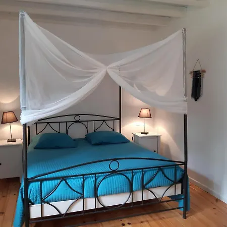 Le Moulin De Bed & Breakfast 3*