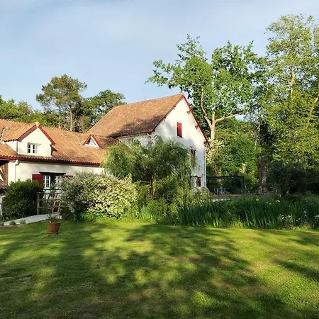Le Moulin De Saubrigues