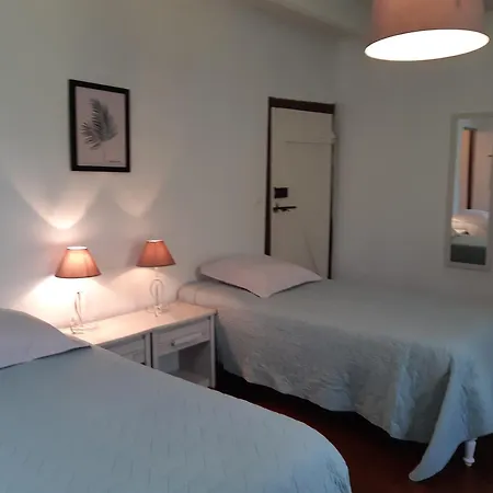 Le Moulin De Bed & Breakfast Saubrigues