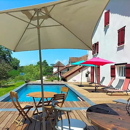 Le Moulin De Bed & Breakfast Saubrigues