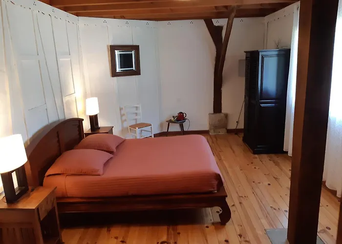 Le Moulin De Saubrigues